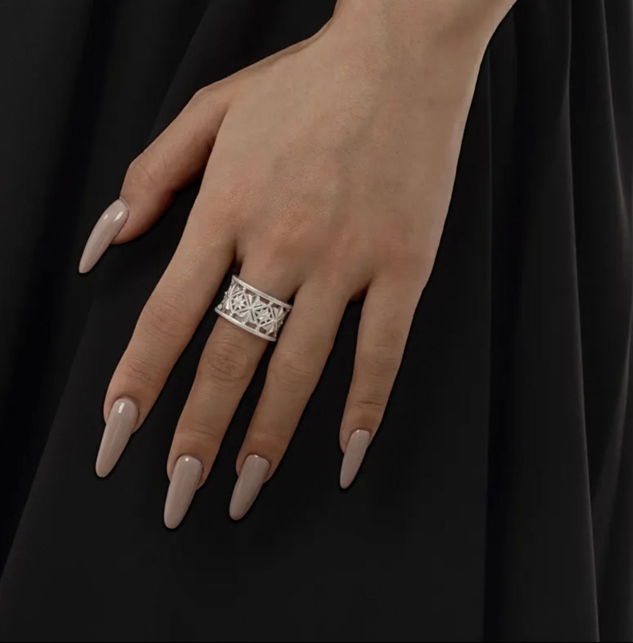 925 Sterling Silver Hollow Eight-Pointed Star Ring