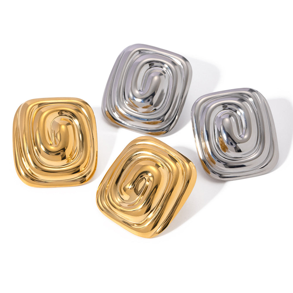 Golden Labyrinth Studs: